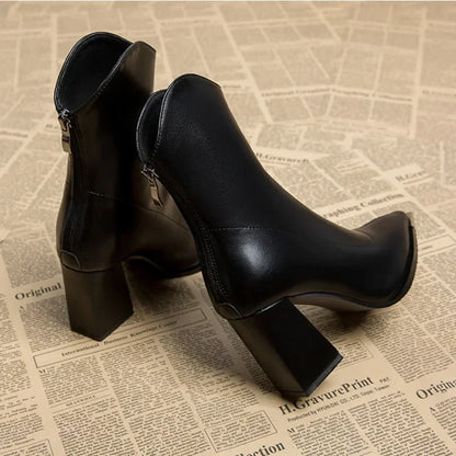 Leona™ | Dam Chelsea Boots – Elegans med en Djärv Twist