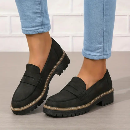 Celia™ | Lyxiga Wildleder Loafers för Damer – Komfort och Stil i Ett